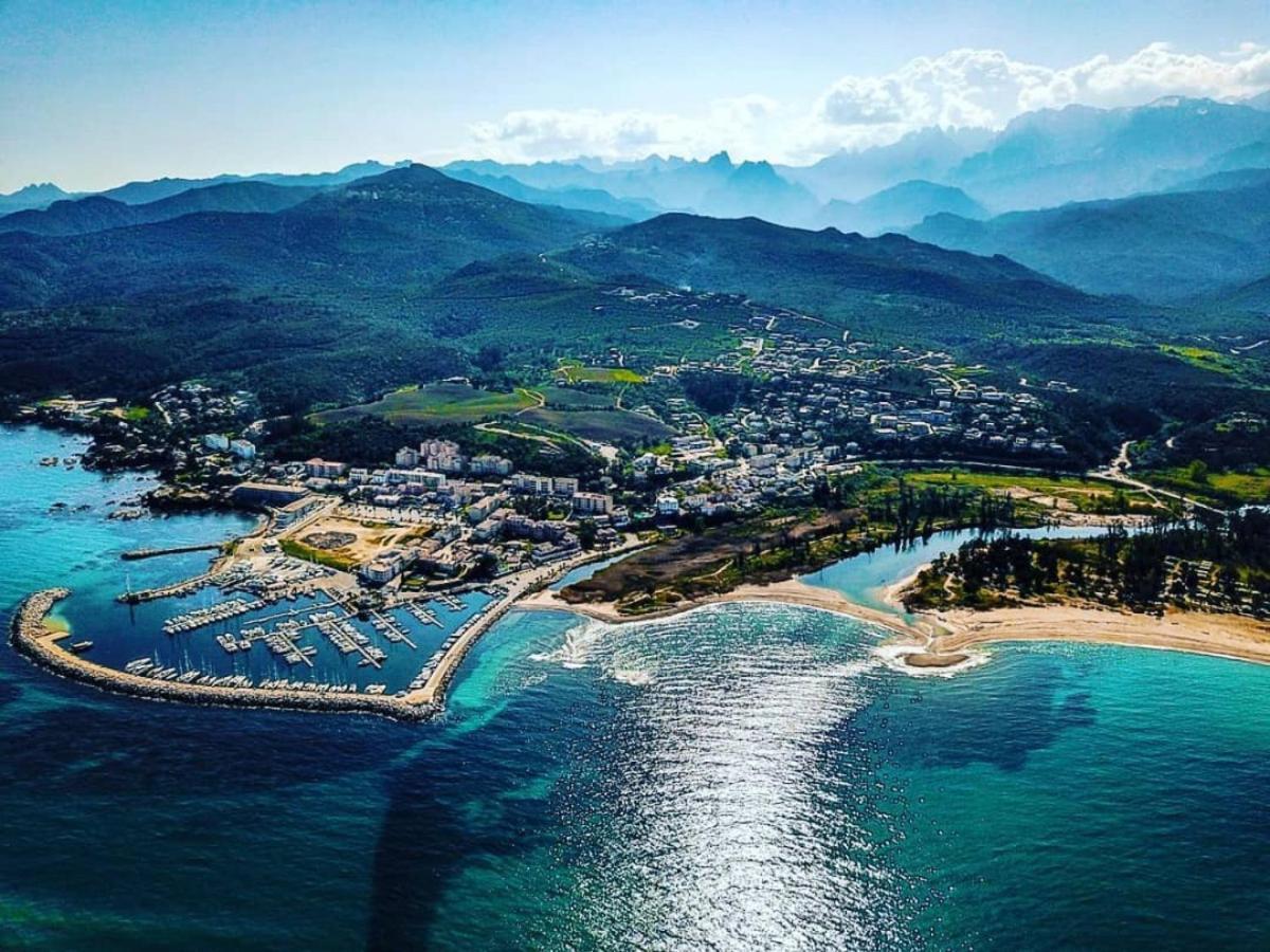 Appartement Vue Mer, Riviere Et Montagnes Sari-Solenzara Kültér fotó